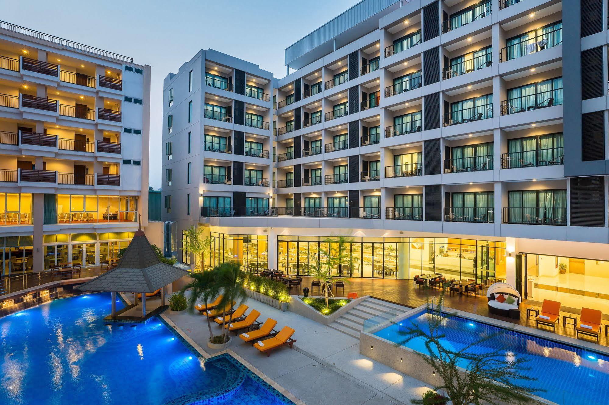 J Inspired Hotel Паттайя Экстерьер фото