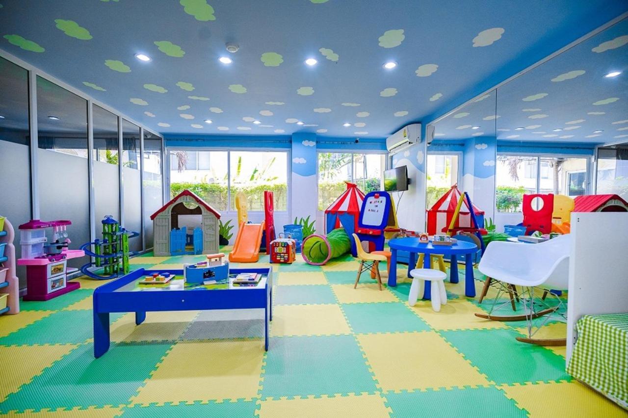 J Inspired Hotel Паттайя Экстерьер фото